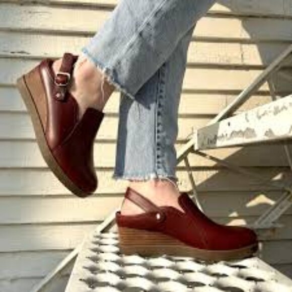 NEW Dansko Sheridan Wedge Clogs - Leather  For Women 825 5s3 - Picture 3 of 8